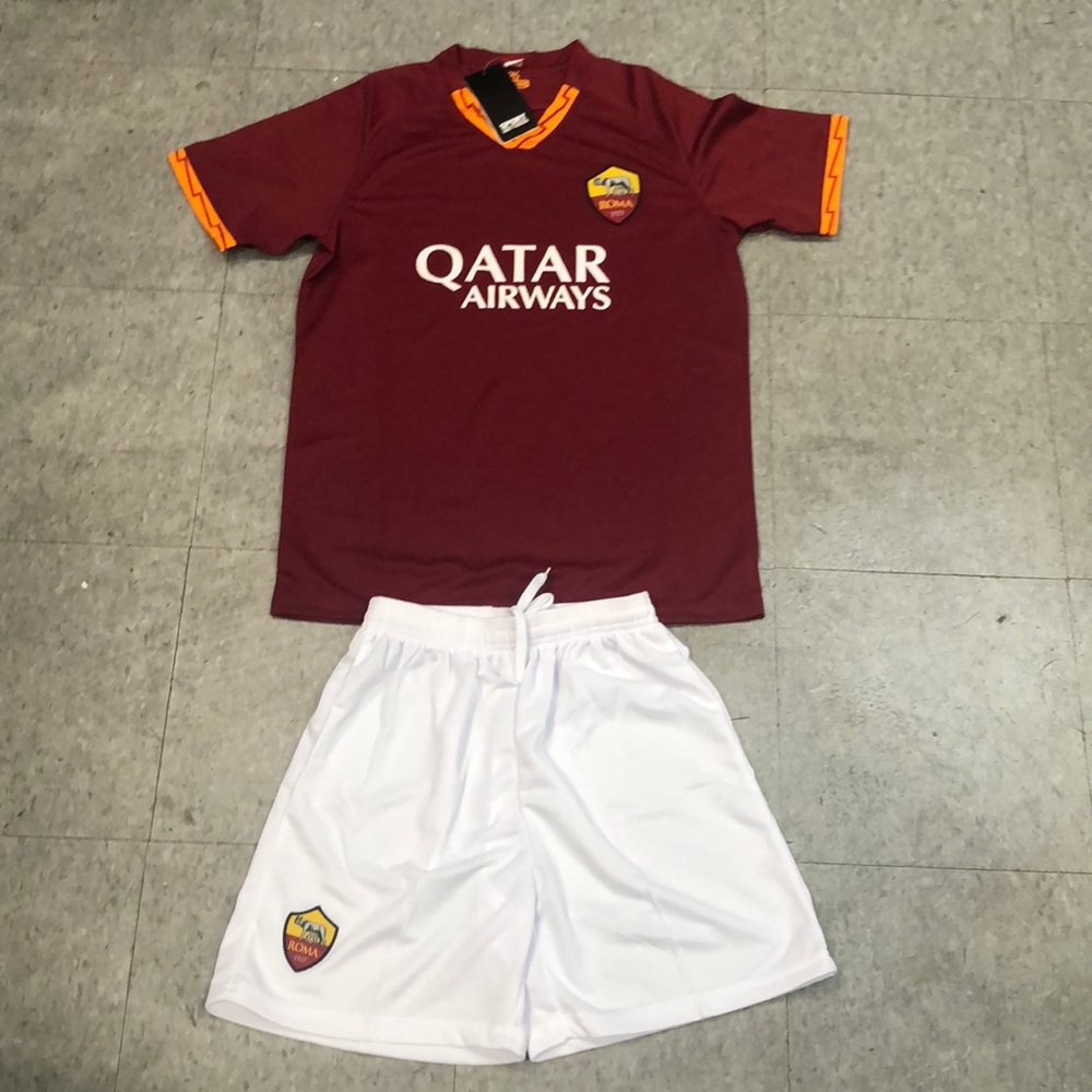 Roma home set size M, L & XL 19/20